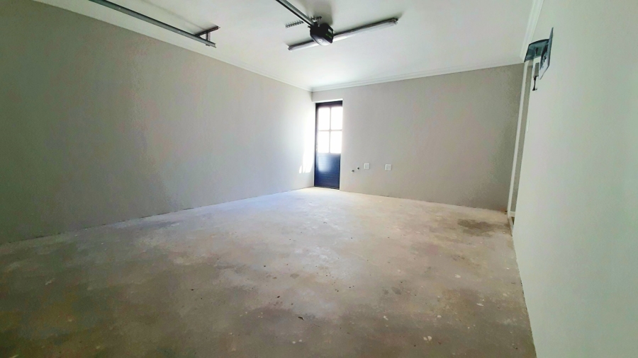 3 Bedroom Property for Sale in Blanco Western Cape